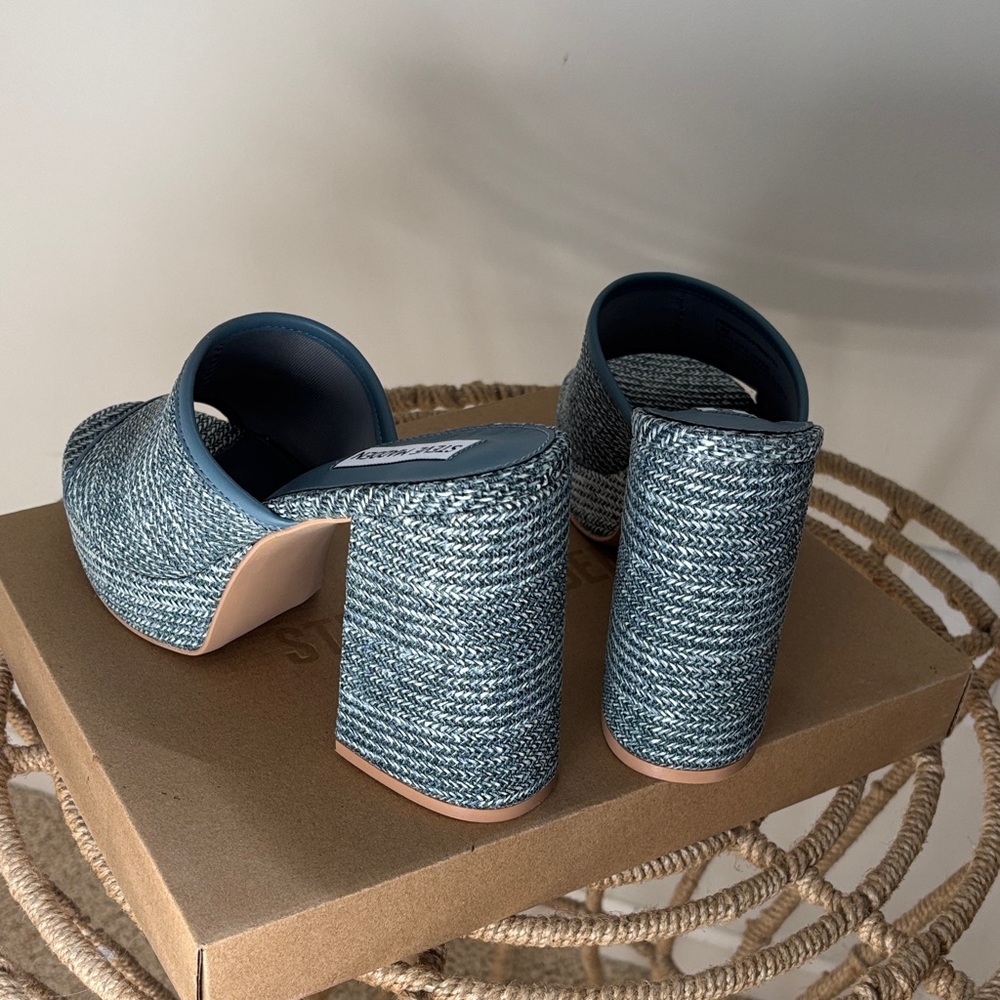 Steve Madden Textured Blue Women's Mules - Picture 5 of 10